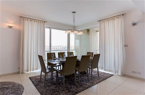 Photo 10 - Contemporary, Luxury Apartment With Valletta and Harbour Views