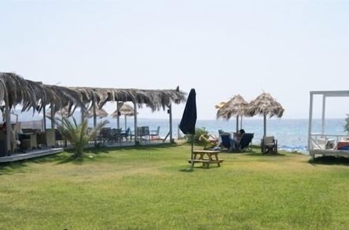 Photo 11 - Alekos Beach Houses-Roni