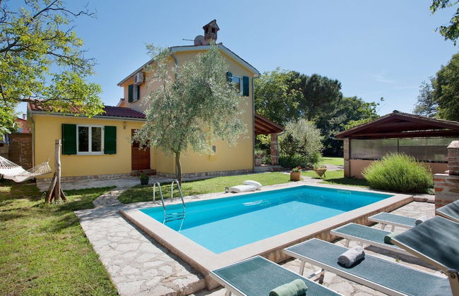 Peaceful Holiday Home in Umag With Swimming Pool - Foto 20