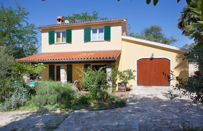 Peaceful Holiday Home in Umag With Swimming Pool - Foto 15