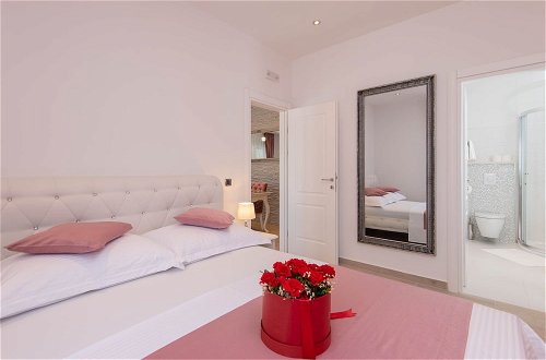 Photo 5 - Luxury Apartment Domenica