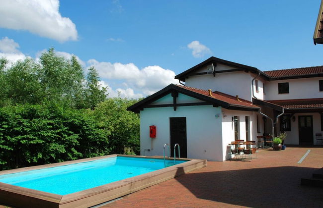 Apartment in Dargun With Pool & Barbecue - Foto 8