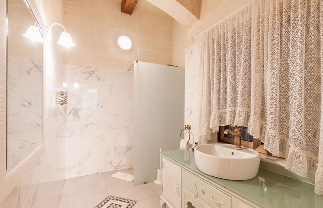 Centre Island Gozitan Farmhouse & Pool - Foto 19