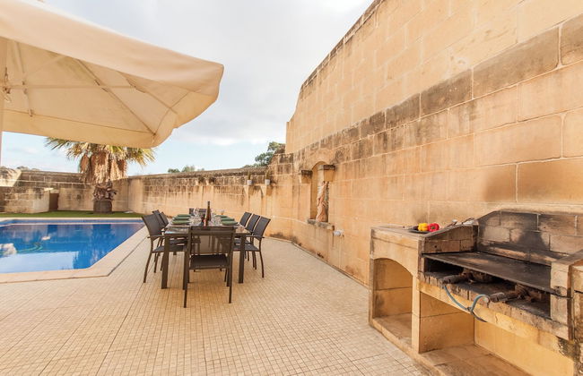 Centre Island Gozitan Farmhouse & Pool - Foto 36