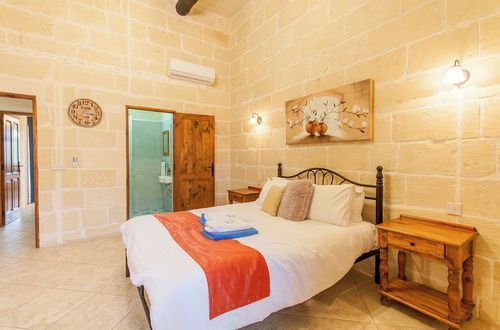 Photo 6 - Centre Island Gozitan Farmhouse & Pool