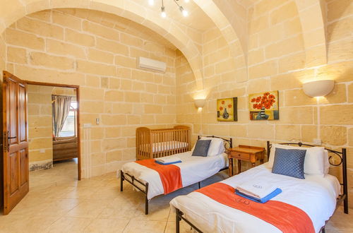 Photo 11 - Centre Island Gozitan Farmhouse & Pool