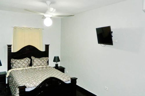 Photo 4 - Luxury Apartment near Beach