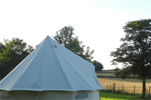 Foto 2 - Comfy 4m -bed Bell Tent With Great Views