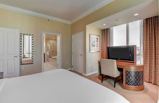 Signature Affordable Luxury - Photo 8