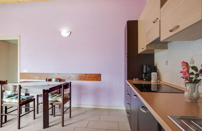 Spacious Apartment in Vercana with Hot Tub - Foto 7