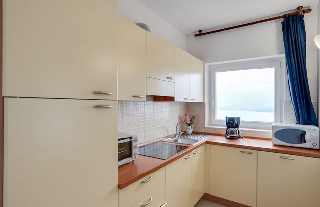 Spacious Apartment in Vercana with Hot Tub - Foto 8