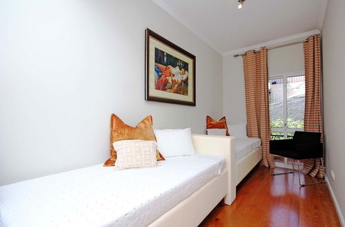 Photo 5 - Vale Formoso Apartment