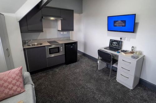 Photo 10 - Stunning 1-bed Studio in Birmingham