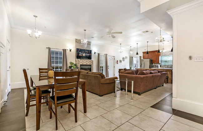 Spacious Condos in Downtown NOLA - Photo 4