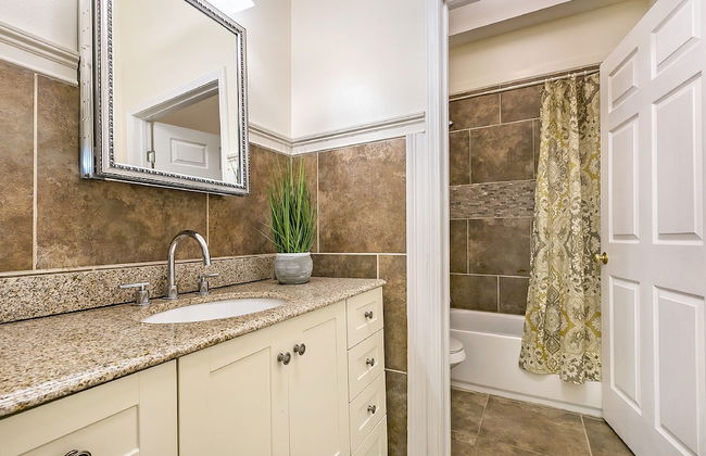 Spacious Condos in Downtown NOLA - Photo 41