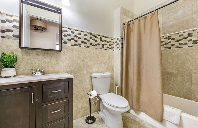 Spacious Condos in Downtown NOLA - Photo 43