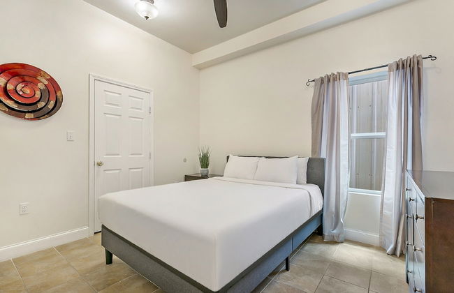 Spacious Condos in Downtown NOLA - Photo 22