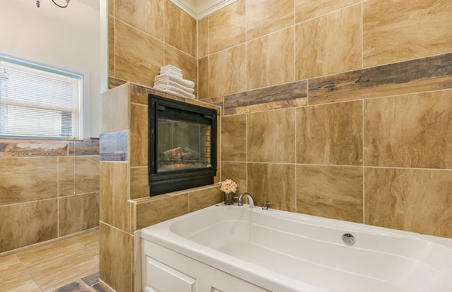 Spacious Condos in Downtown NOLA - Photo 40