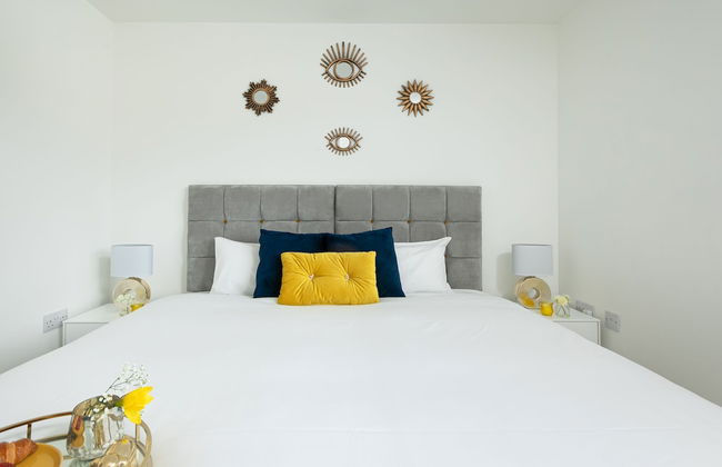 KVM - Thorpe House - Photo 3