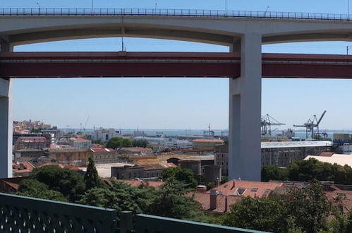 Photo 12 - Quiet and Sunny central Lisbon apartment