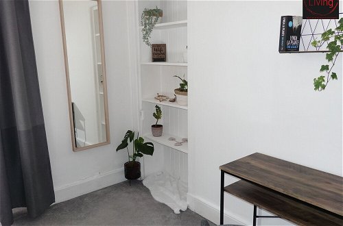 Photo 9 - One Bedroom Apartment by Klass Living Serviced Accommodation Bellshill - Mossend Apartment with WIFI and Parking
