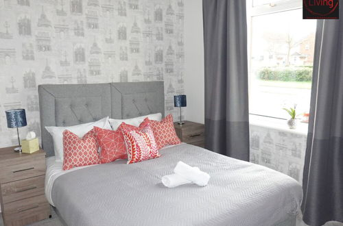 Photo 5 - One Bedroom Apartment by Klass Living Serviced Accommodation Bellshill - Mossend Apartment with WIFI and Parking