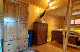 Photo 2 - Beautiful 1-bed Log Cabin in Retford Close to A1