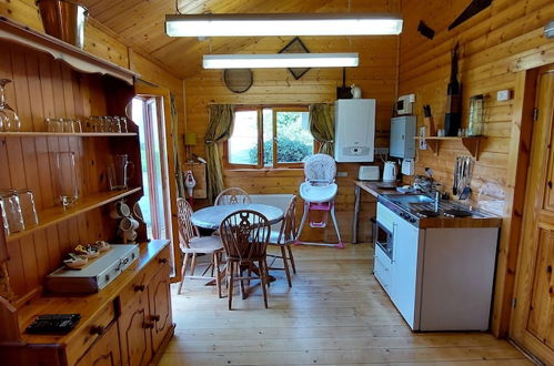 Photo 8 - Beautiful 1-bed Log Cabin in Retford Close to A1