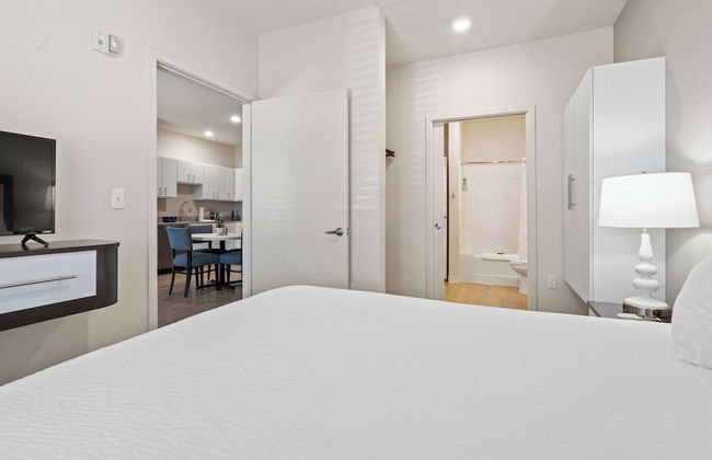 WaterWalk Extended Stay by Wyndham Kansas City - Overland Pk - Foto 13