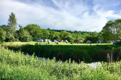 Foto 1 - Cotswolds Camping at Holycombe