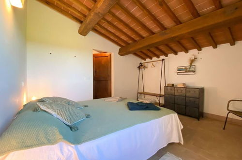 Foto 12 - Charming 10 pax Villa in Cortona With Private Pool