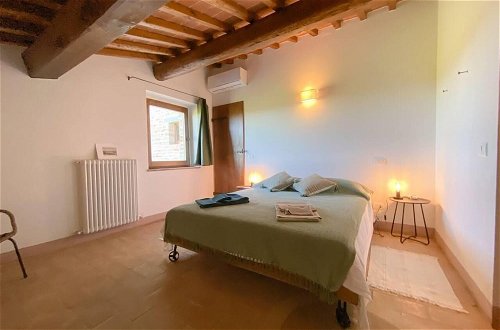 Foto 9 - Charming 10 pax Villa in Cortona With Private Pool