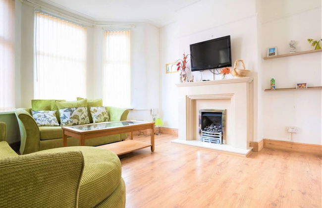 Charming 4-bed, Pet Friendly House in Liverpool - Foto 19