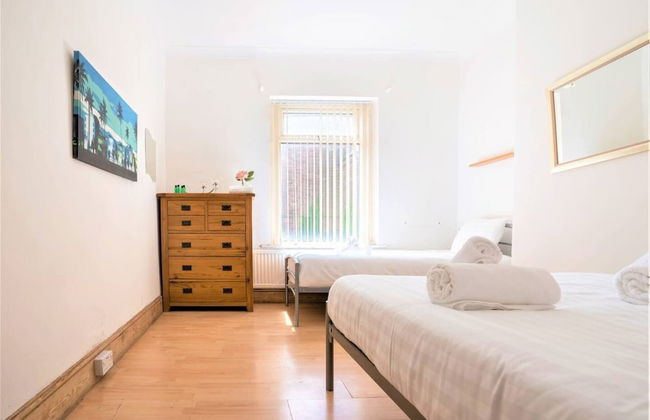 Charming 4-bed, Pet Friendly House in Liverpool - Foto 7