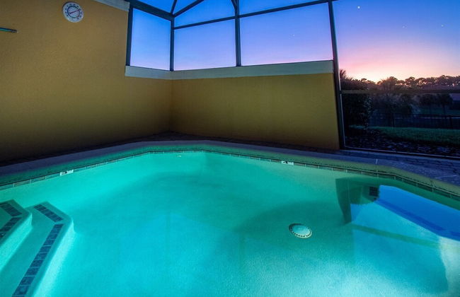 Private Screened Splash Pool Overlooking Tranquil Lake Right Beside Disney World by Florida Dream Homes - Foto 18