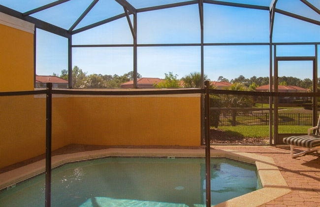 Private Screened Splash Pool Overlooking Tranquil Lake Right Beside Disney World by Florida Dream Homes - Foto 23