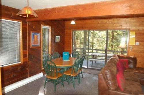 Photo 8 - Mt Baker Lodging Cabin 26 - Sleeps 8