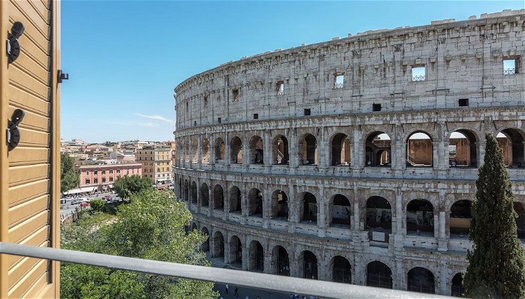 Photo 1 - Amazing Colosseo