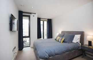 Photo 2 - Ultra Modern one Bedroom With Lift Near Portobello Road, Notting Hill