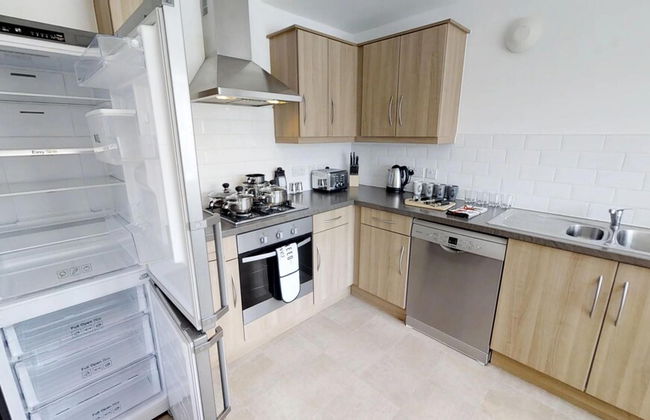 Stayzo - Cole Green Lane - Ideal for Your Next Staycation or Workcation Whole House With Wi-fi - Foto 28