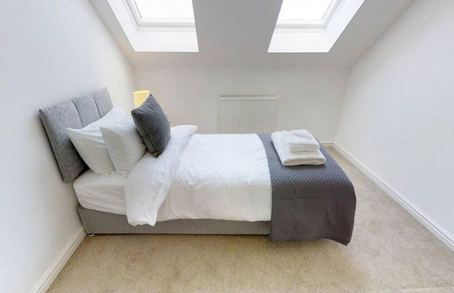 Stayzo - Cole Green Lane - Ideal for Your Next Staycation or Workcation Whole House With Wi-fi - Foto 20
