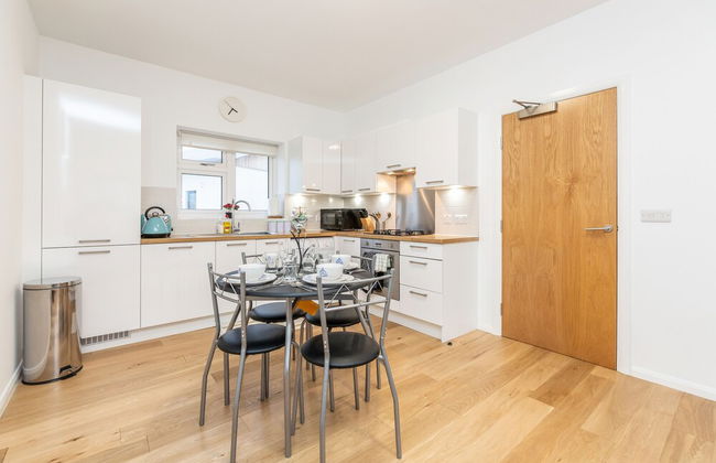 2BR Apt-sleeps 5-accessible-central Dartford - Foto 8