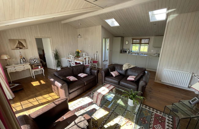 Holiday Lettings Beech Lodge - Stunning 6-bed King - Foto 27