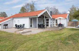 Photo 1 - 6 Person Holiday Home in Ebeltoft