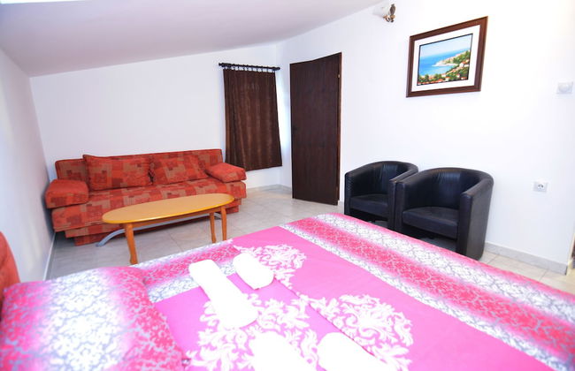 Apartments Jovana - Photo 20