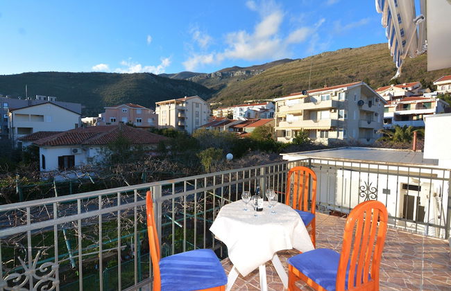 Apartments Jovana - Photo 1