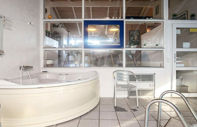 9 Person Holiday Home in Saltum - Foto 7