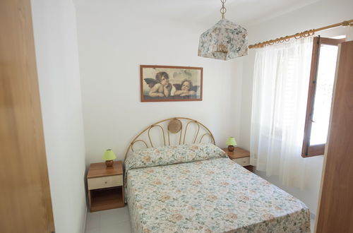 Photo 5 - Apartment 250 Meters From the Beach: sea View