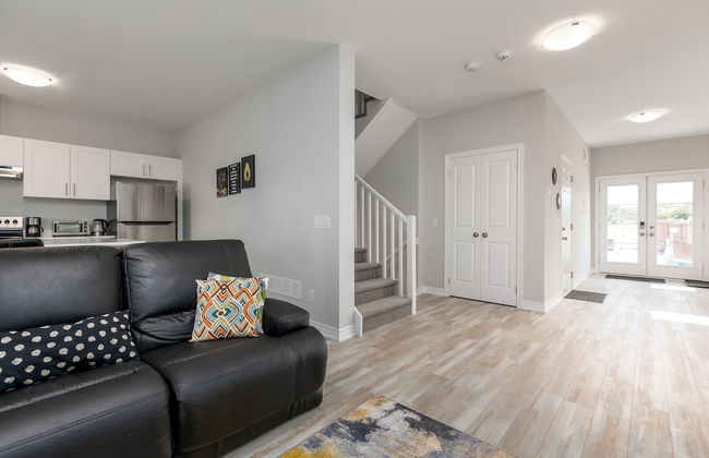 Luxury Entire house mins Niagara falls & Brock uni - Foto 13