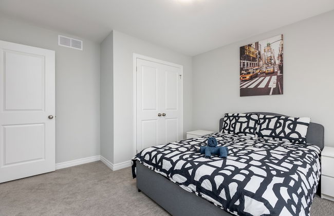 Luxury Entire house mins Niagara falls & Brock uni - Foto 16
